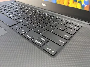 Laptop Dell Precision 5530 16GB Intel Core i7 SSD 512GB