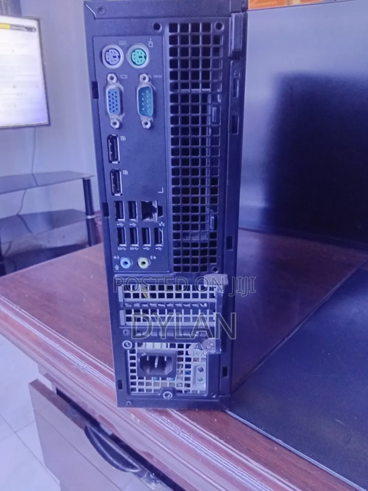 Desktop Computer Dell OptiPlex 7010 8GB Intel Core i5 HDD 500GB