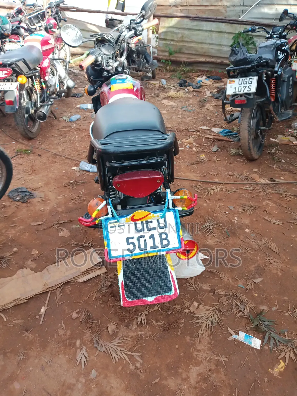 Bajaj Boxer 100 2012 Red