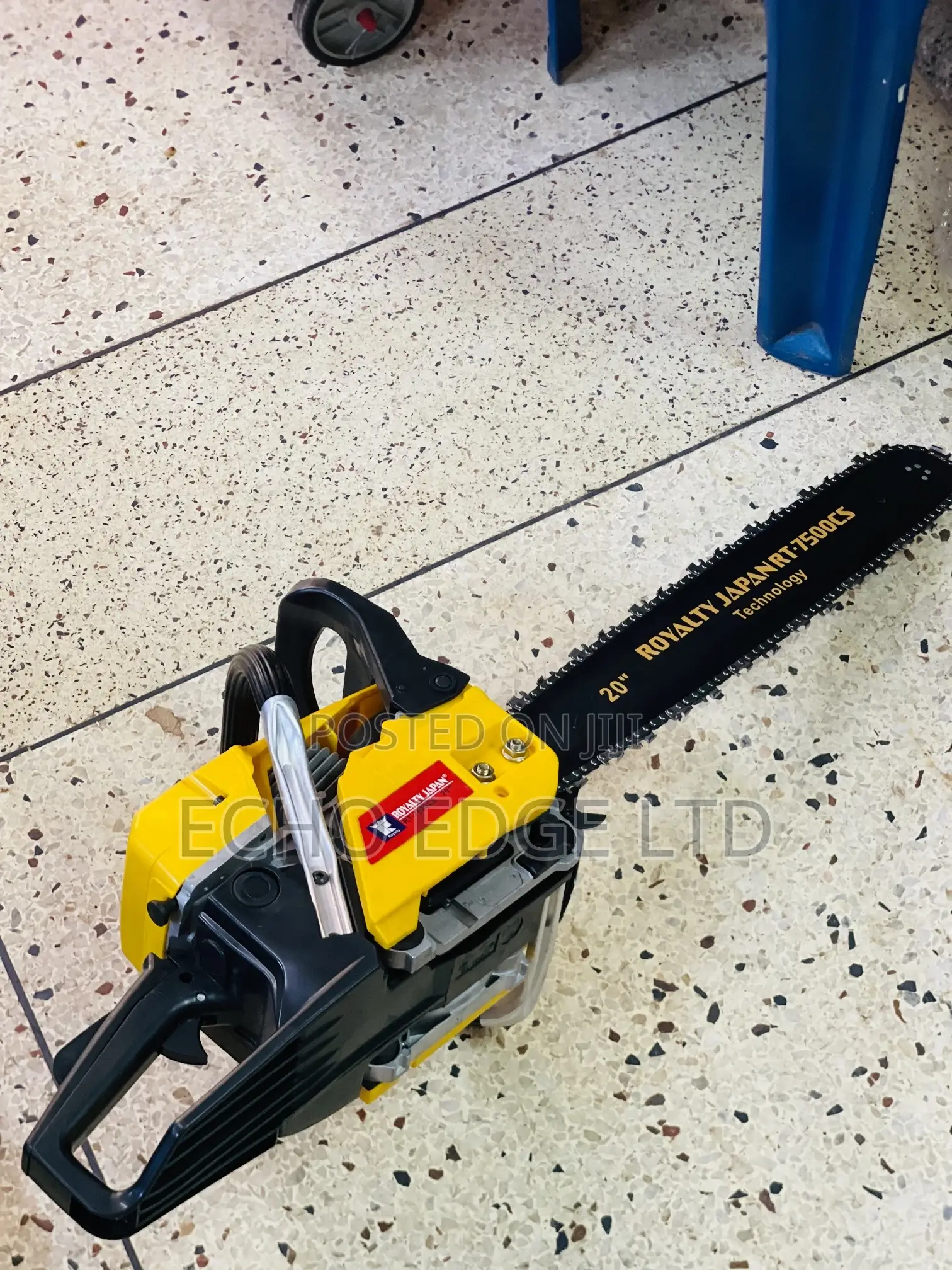 Chainsaw Machine