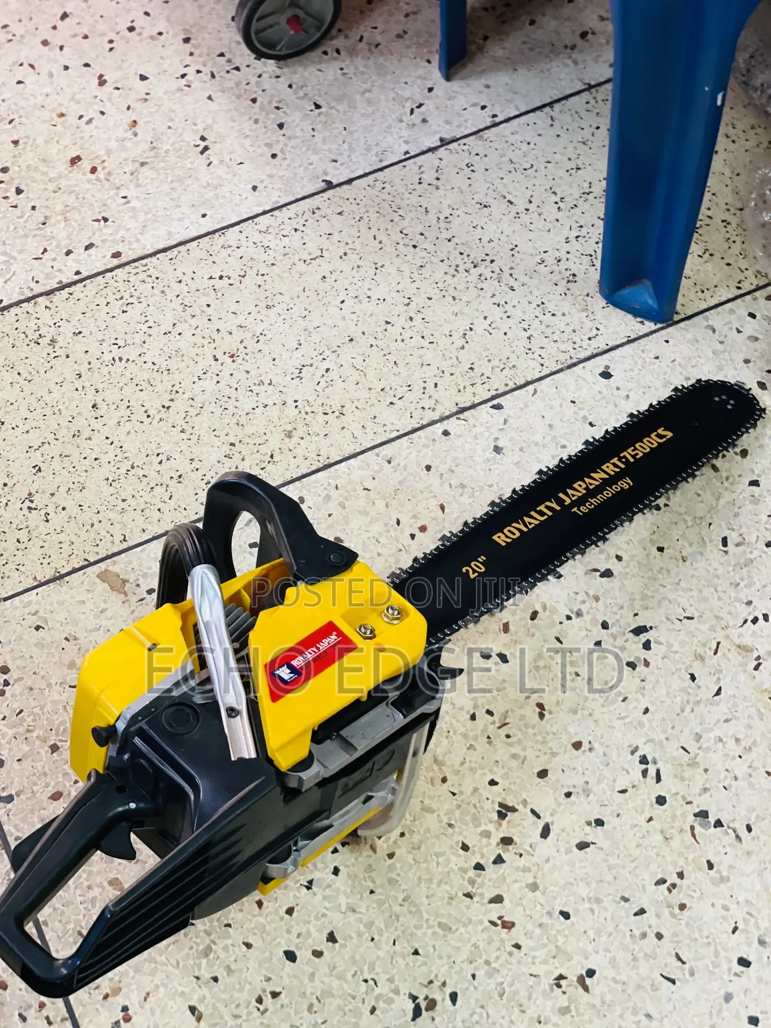 Chainsaw Machine