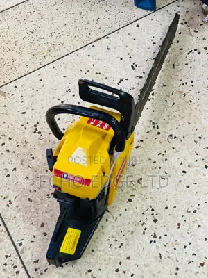 Chainsaw Machine