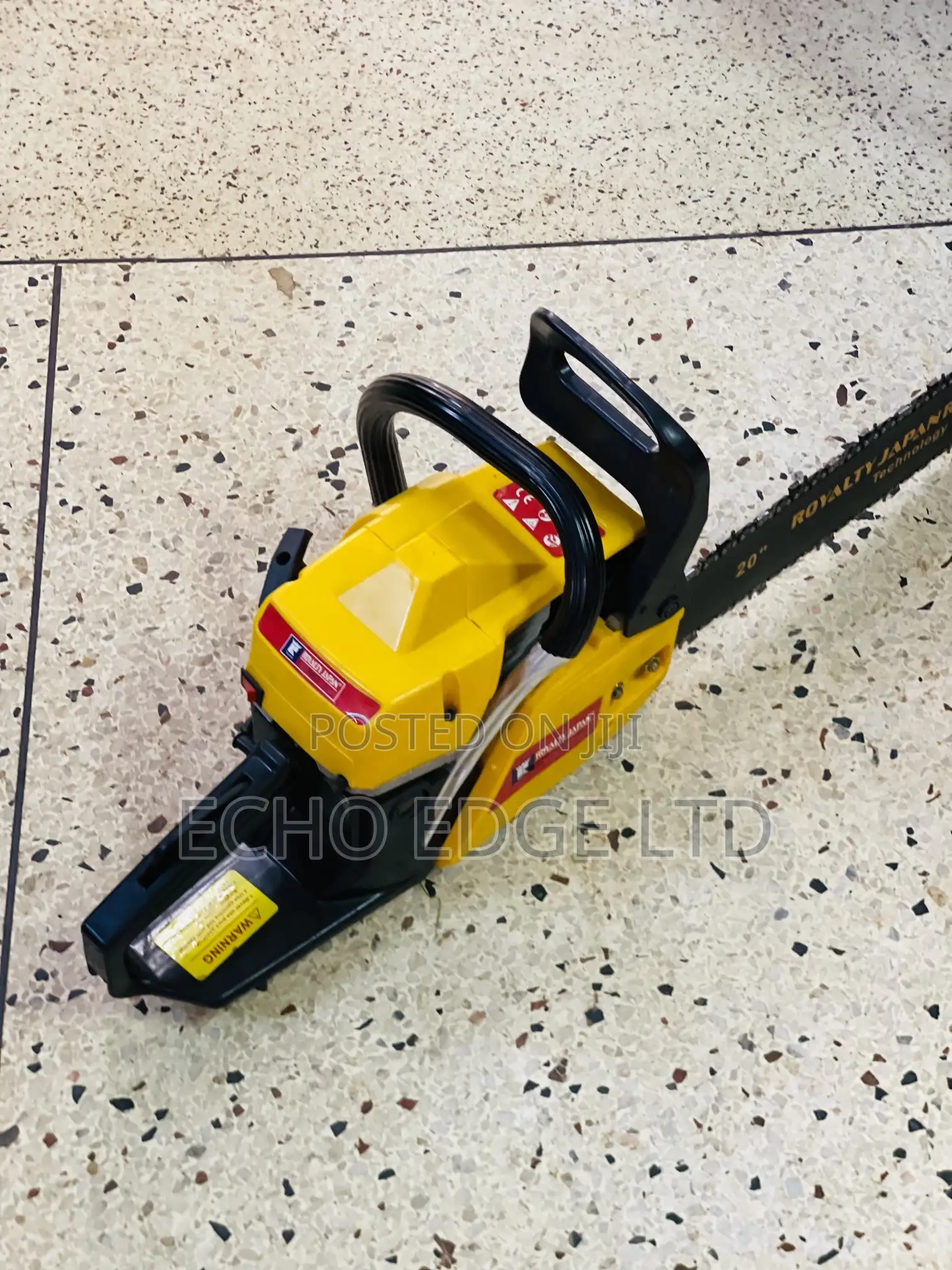 Chainsaw Machine