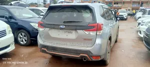 Subaru Forester 2.5i Premium AWD 2018 Silver