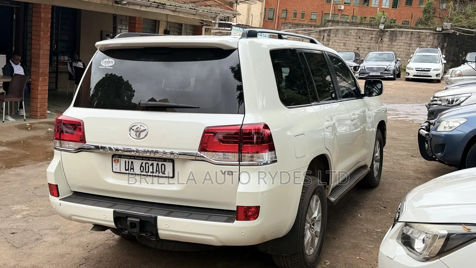 Toyota Land Cruiser Prado 2018 Off white