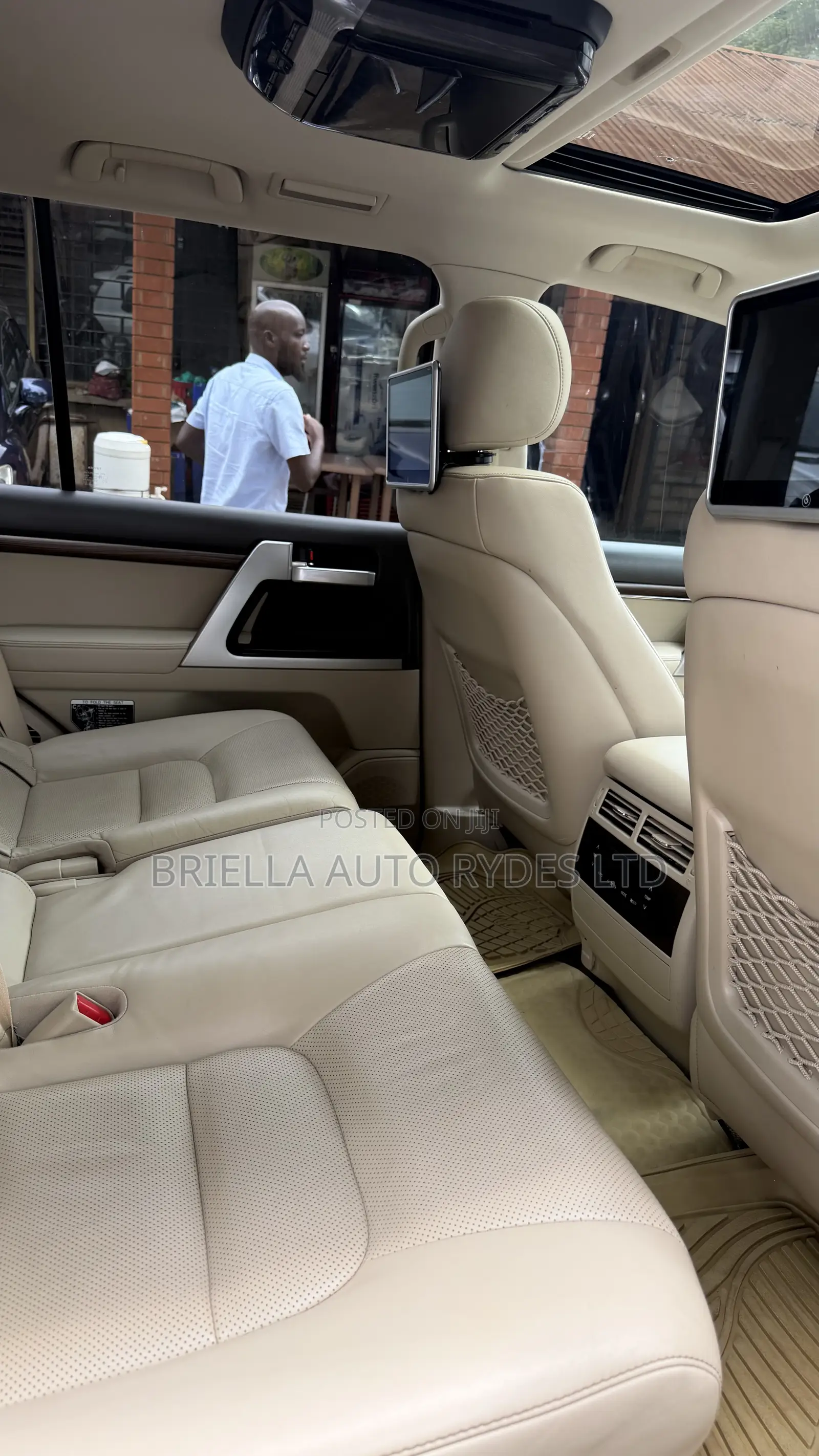 Toyota Land Cruiser Prado 2018 Off white