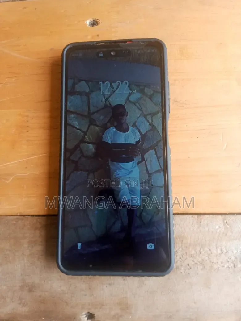 Infinix Smart 8 64 GB Rose Gold