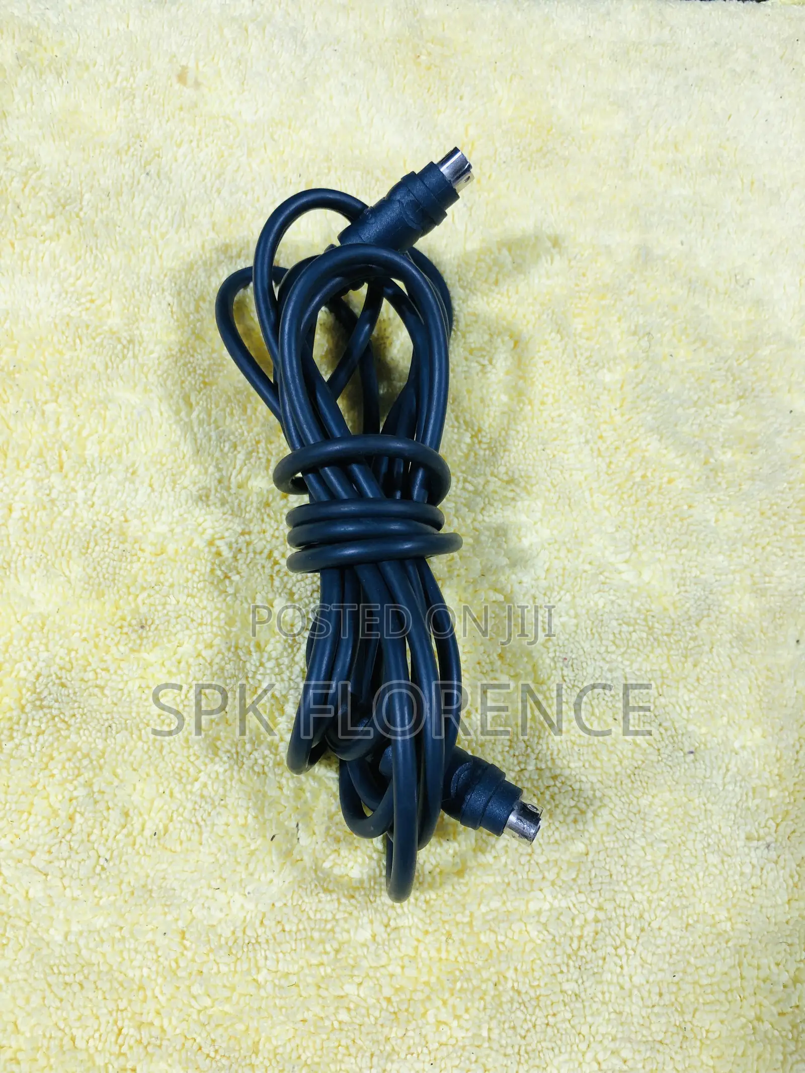 An 8-Pin Mini-Din Connector Cable