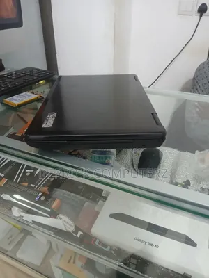 Laptop eMachines G725 4GB Intel Core 2 Duo HDD 320GB