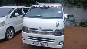 Toyota Grand HiAce 2011 White