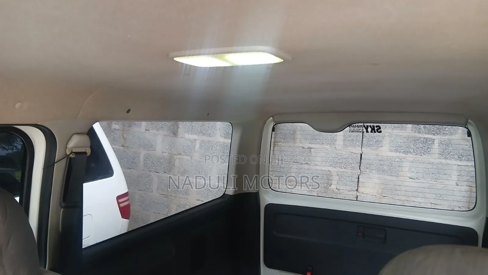 Toyota Grand HiAce 2011 White