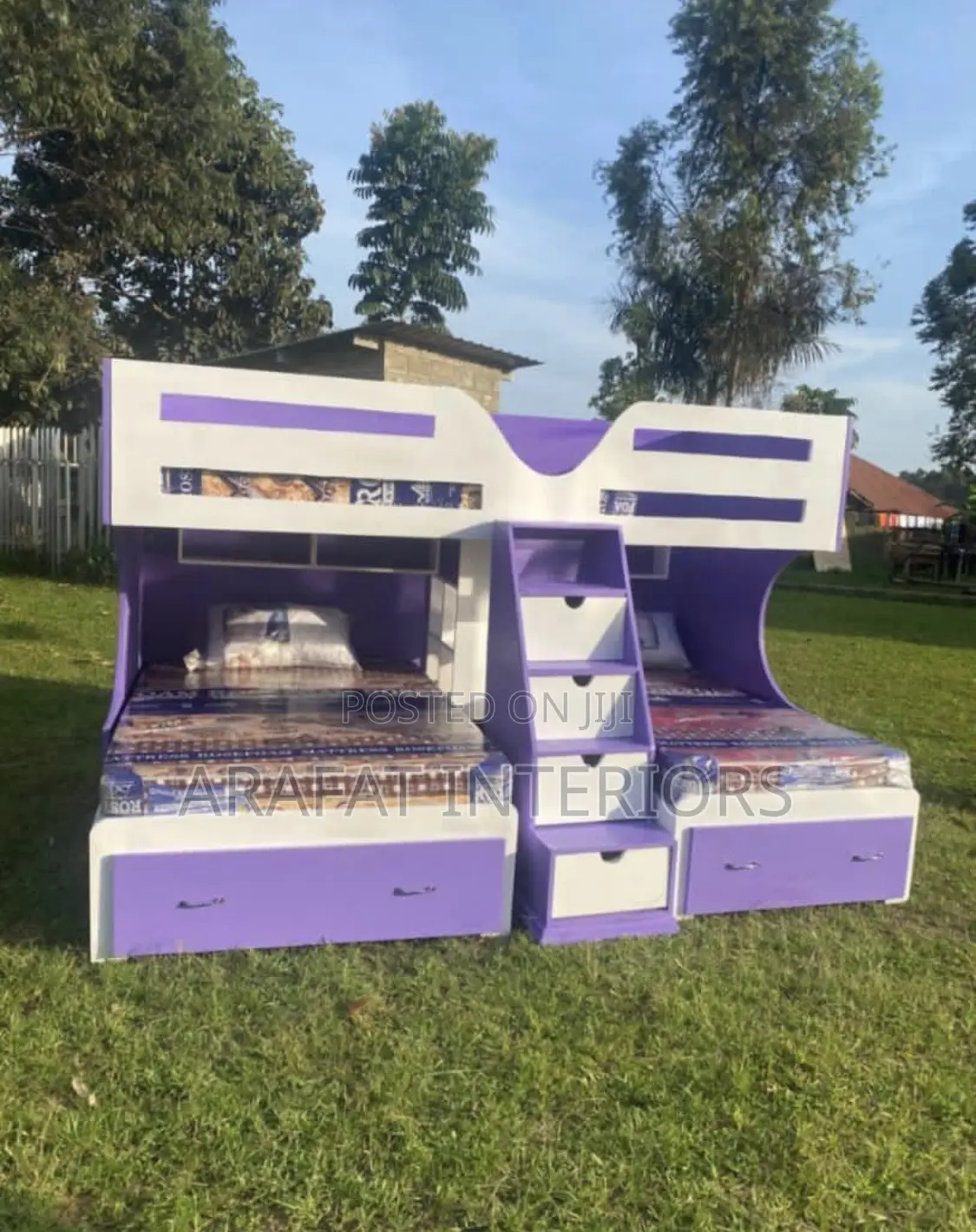 Purple White Bulky Bed