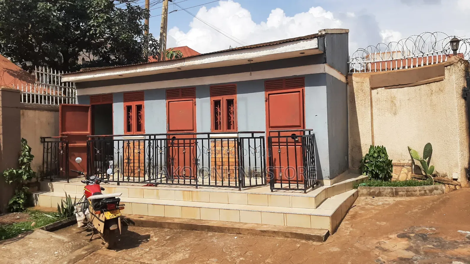 4bdrm House in Mbalwa, Wakiso / Wakiso for sale