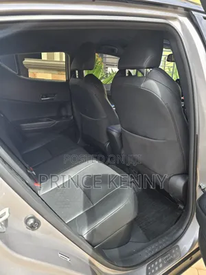 Toyota C-HR 2020 Gray