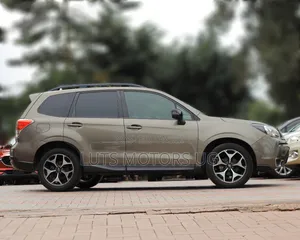 Subaru Forester 2018 Gold