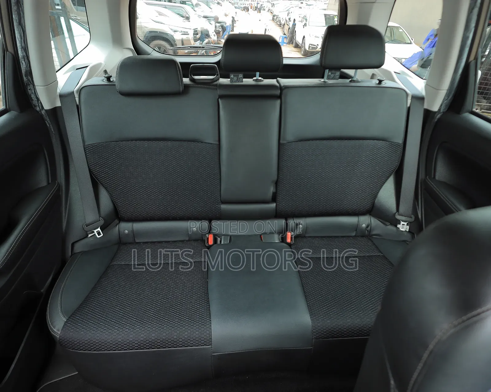 Subaru Forester 2018 Gold