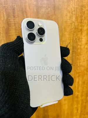 Apple iPhone 15 Pro Max 256 GB Silver