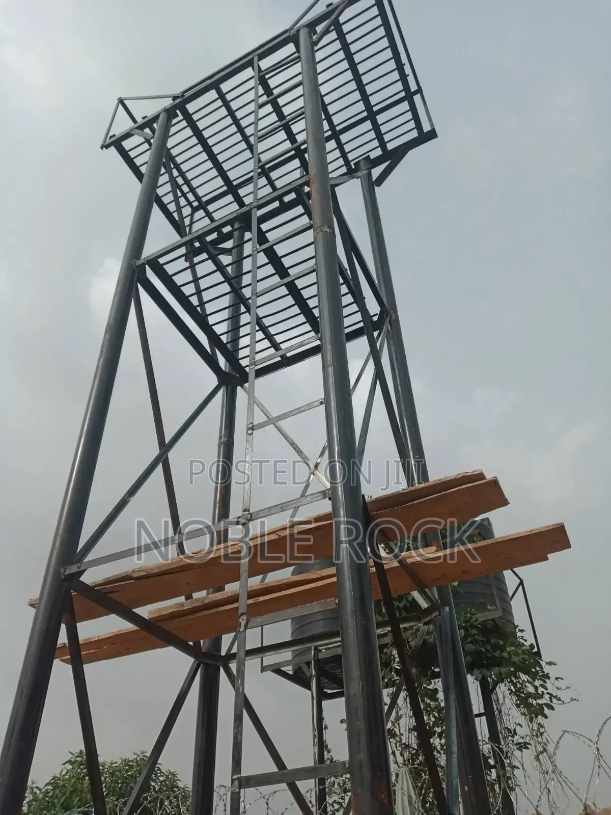 Stand Tank Double