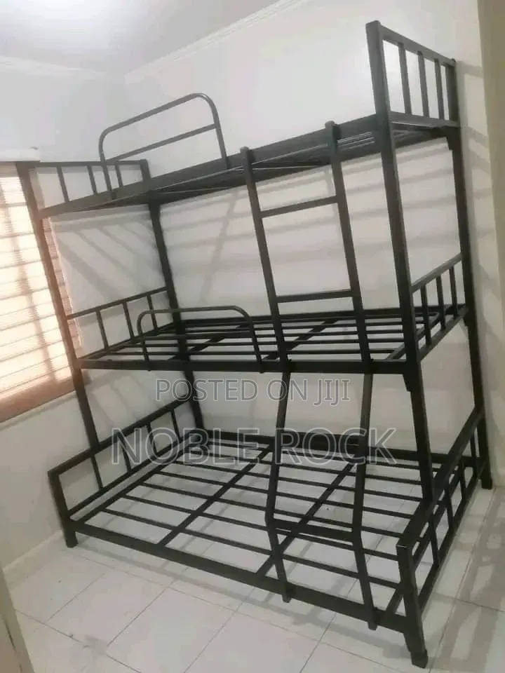 Tripple Decker Simple Design