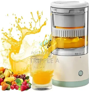 Plastic Hand Operated Citrus Juicer Machine