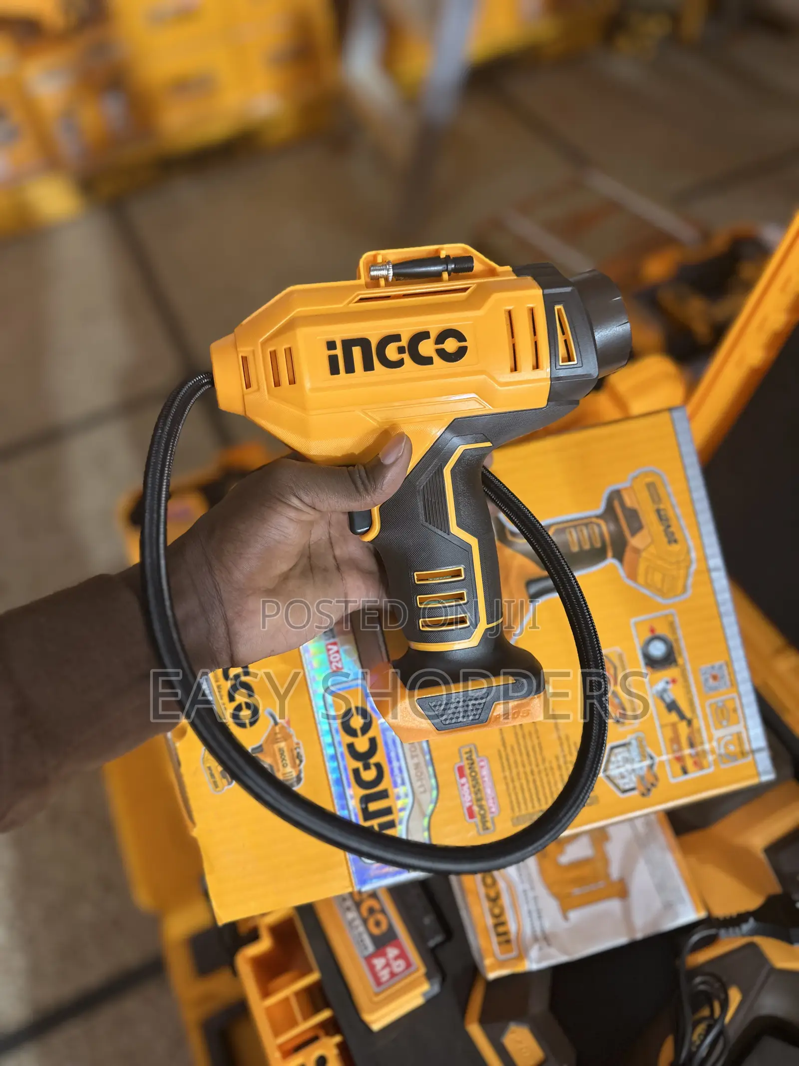 Ingco 20v Lithium-Ion Auto Air Compressor With One Battery and Charger