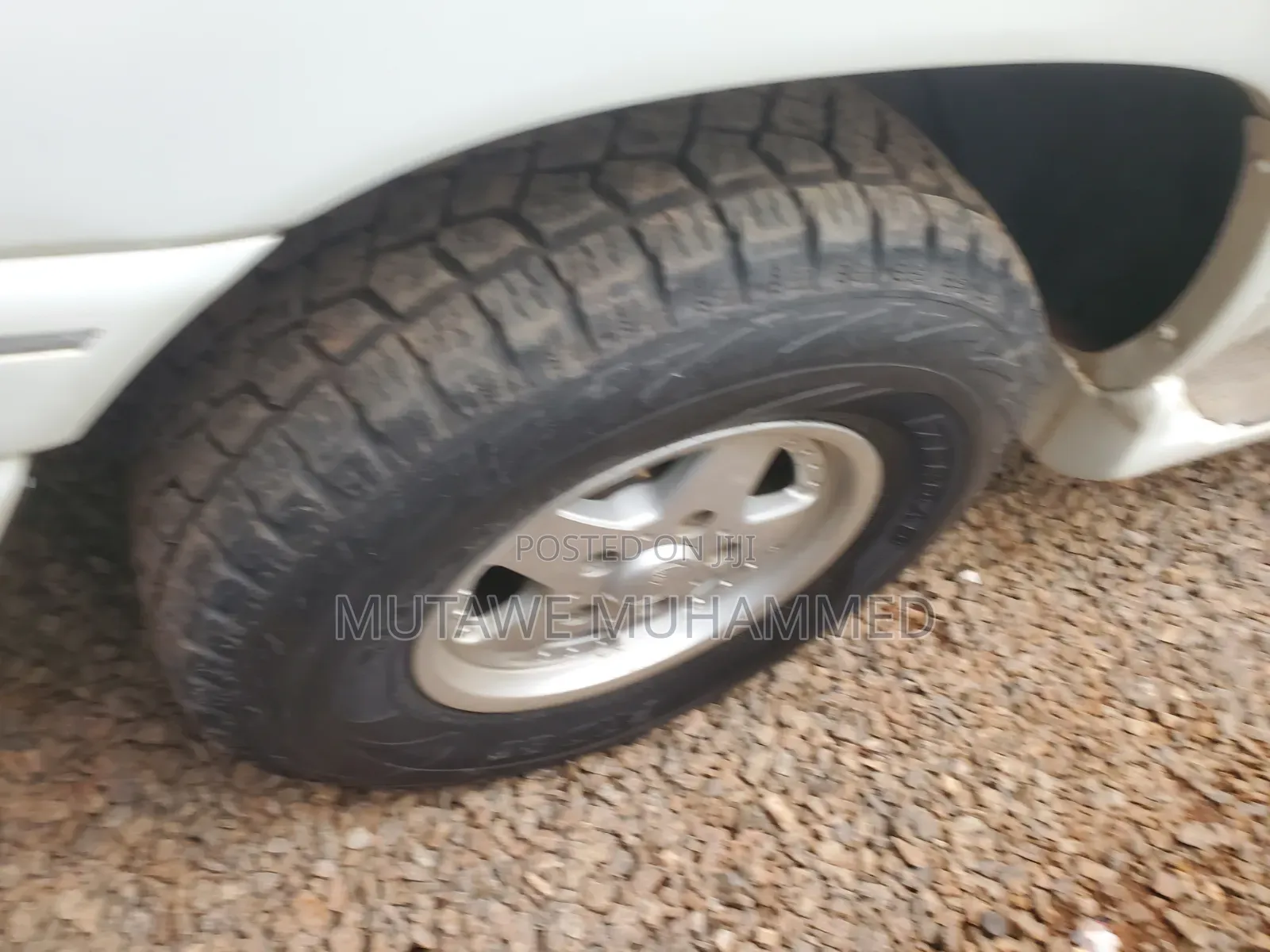 Toyota Land Cruiser 2005 White