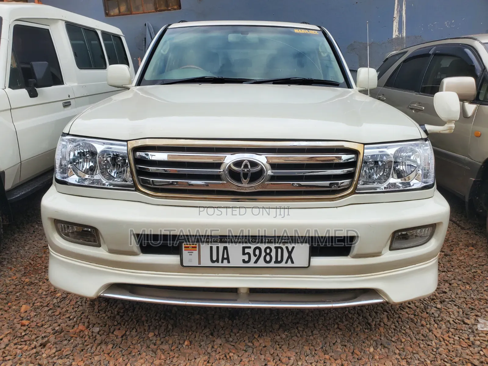 Toyota Land Cruiser 2005 White