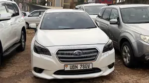 Subaru Legacy 2015 Off white