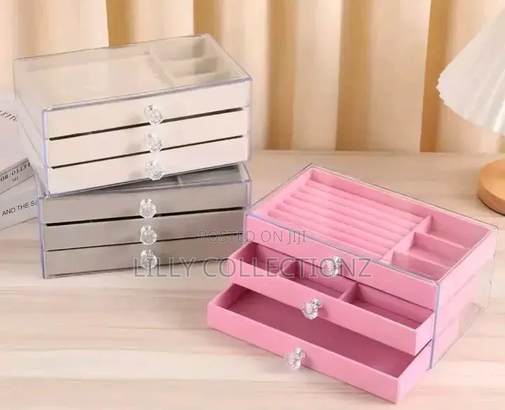 Three Layered Acrylic Jewelry Box