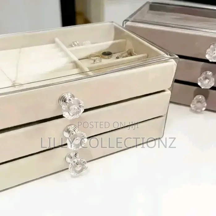 Three Layered Acrylic Jewelry Box