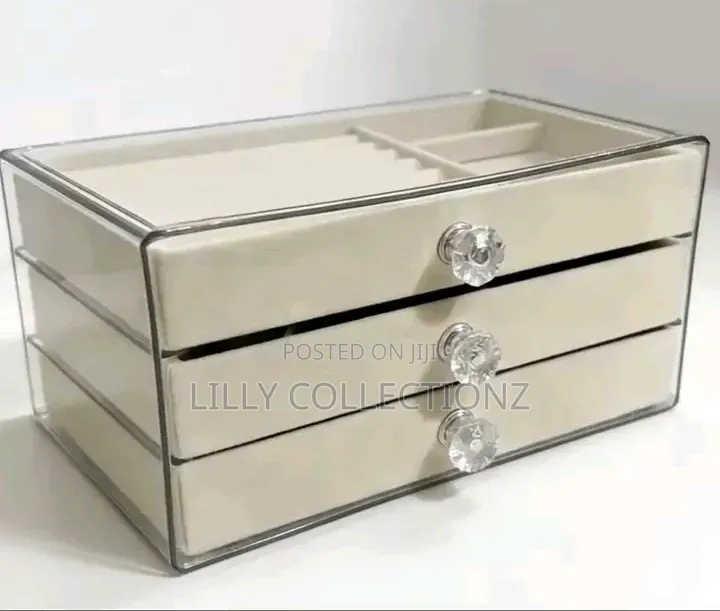 Three Layered Acrylic Jewelry Box
