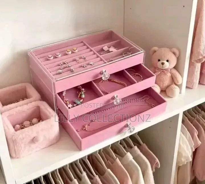 Three Layered Acrylic Jewelry Box