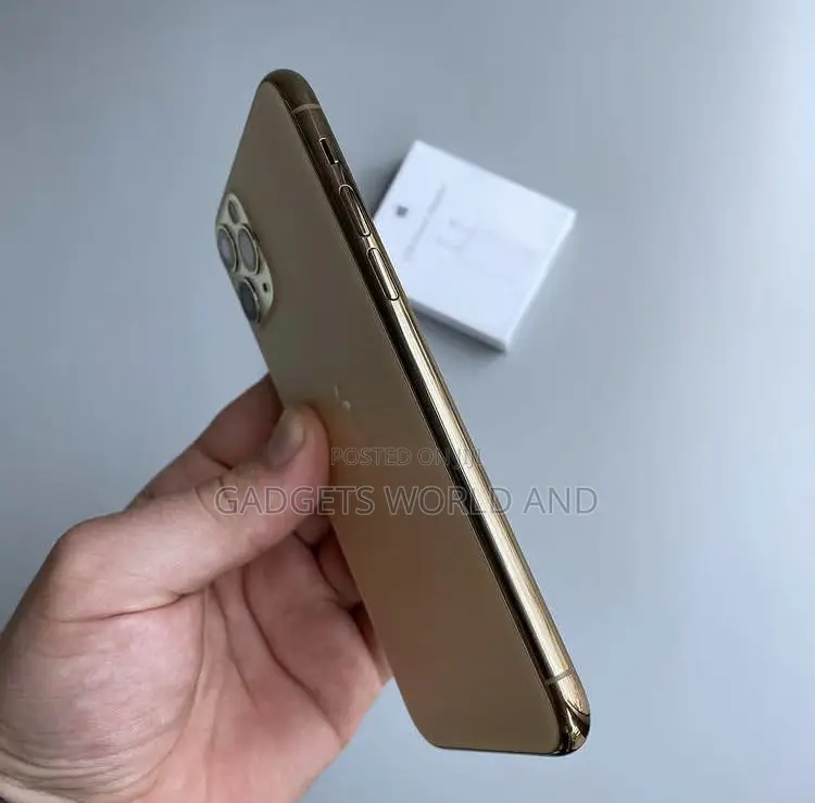 Apple iPhone 11 Pro 64 GB Gold