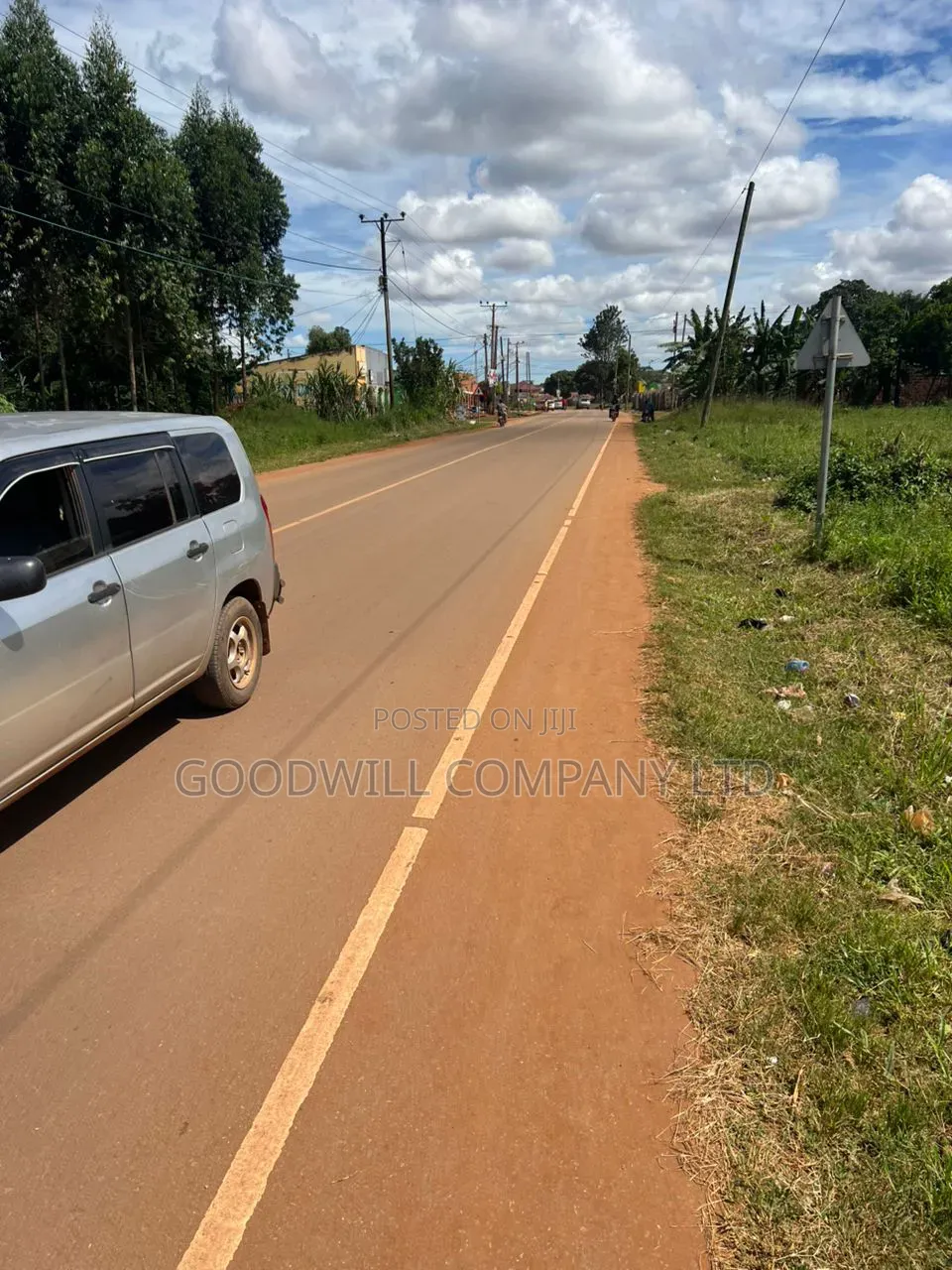 60 Decimals of Commercial Plot of Land in Kitukutwe Kira on Main Road
