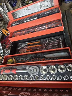 85 - Pieces Mechanical Tools Set Housed in Cantilever Box