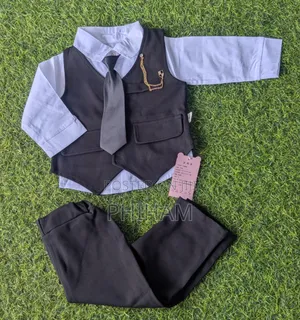 Kids Black Suit Set( 1 to 4yrs)