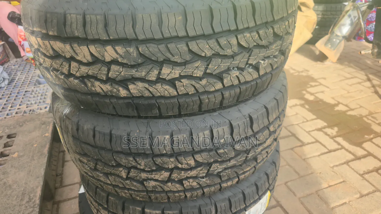 265/70r15 Japanese Dunlop Grandtrek Tyres for Hilux