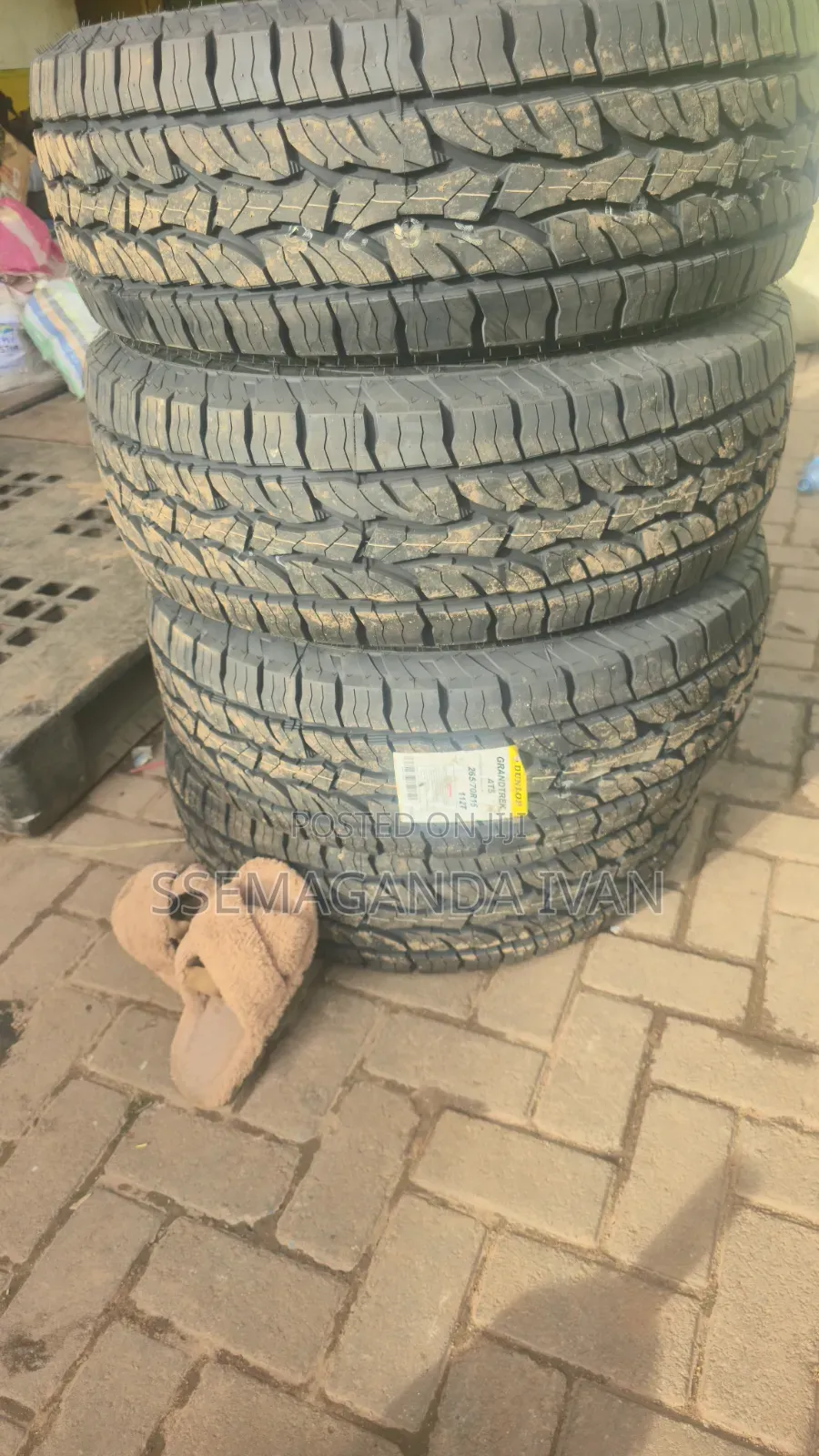 265/70r15 Japanese Dunlop Grandtrek Tyres for Hilux