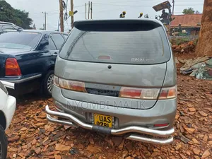 Toyota Gaia 2000 Gray