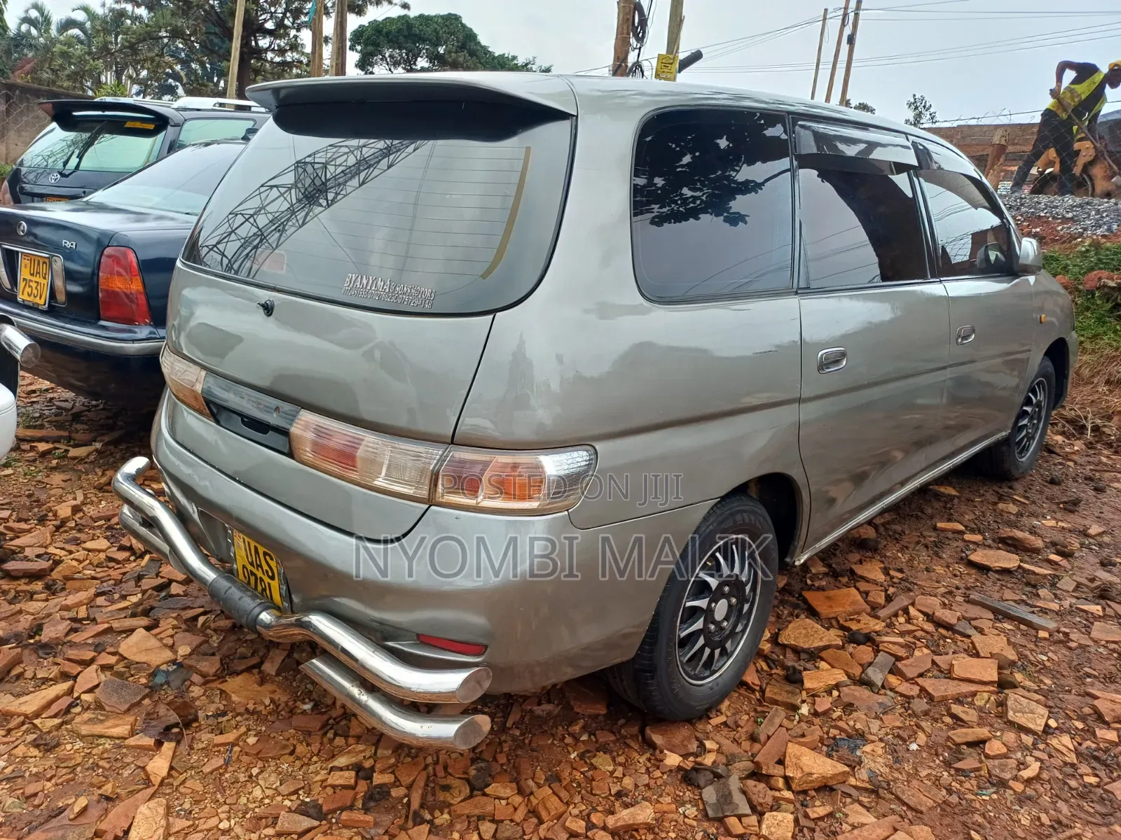 Toyota Gaia 2000 Gray
