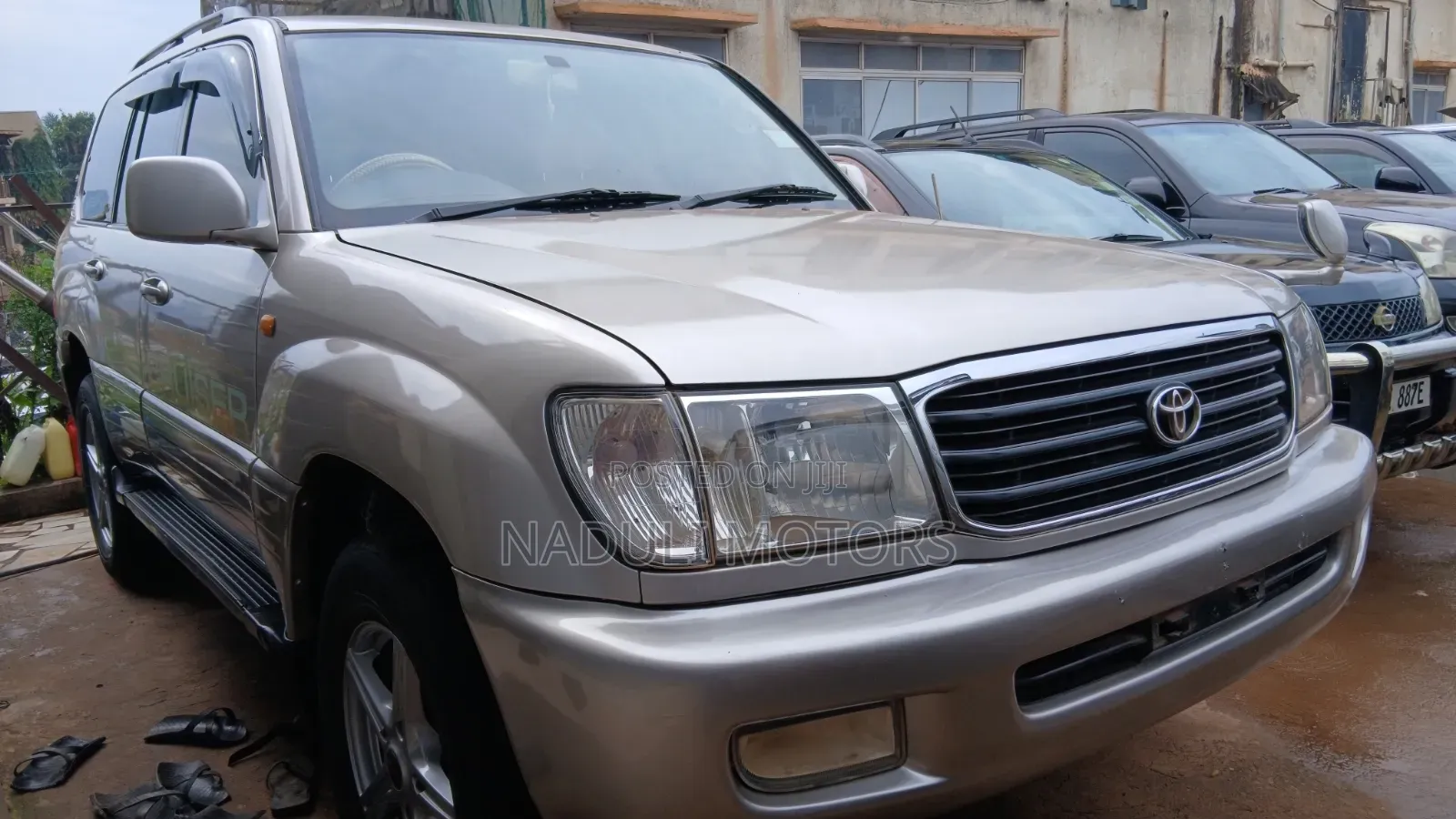 Toyota Land Cruiser 2007 Gold