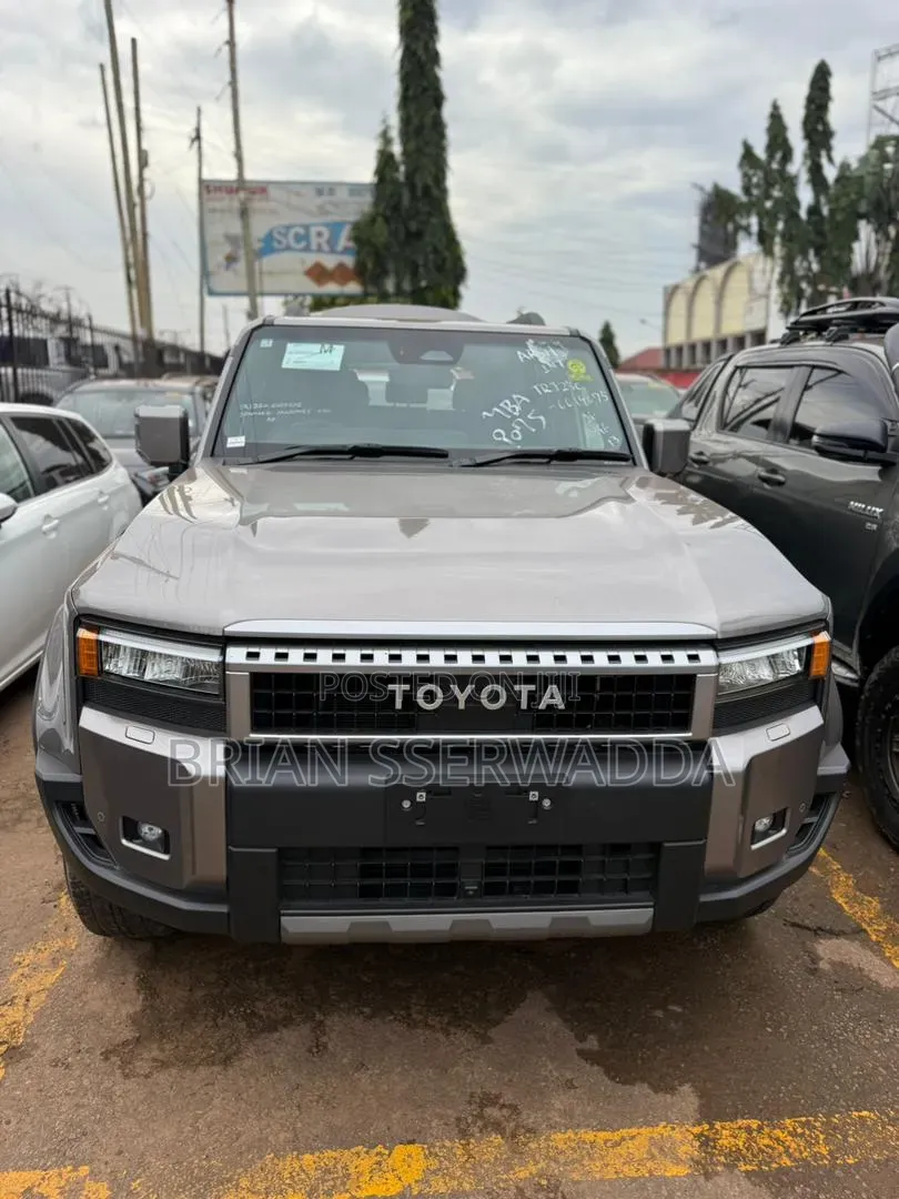 Toyota Land Cruiser Prado 2024 Gray
