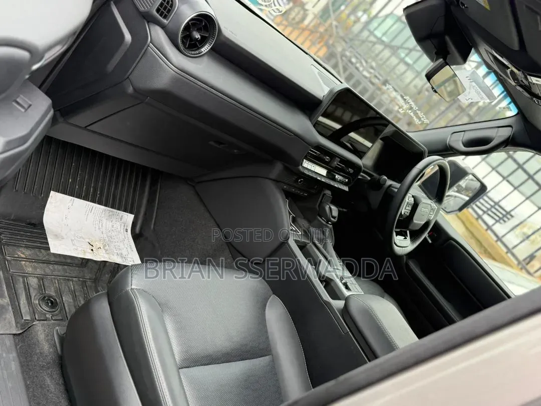 Toyota Land Cruiser Prado 2024 Gray