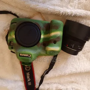 Selling This Good Canon 5d Mark Iii