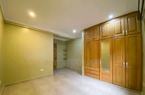 2bdrm House in Bweyogerer Town, Central Division for rent