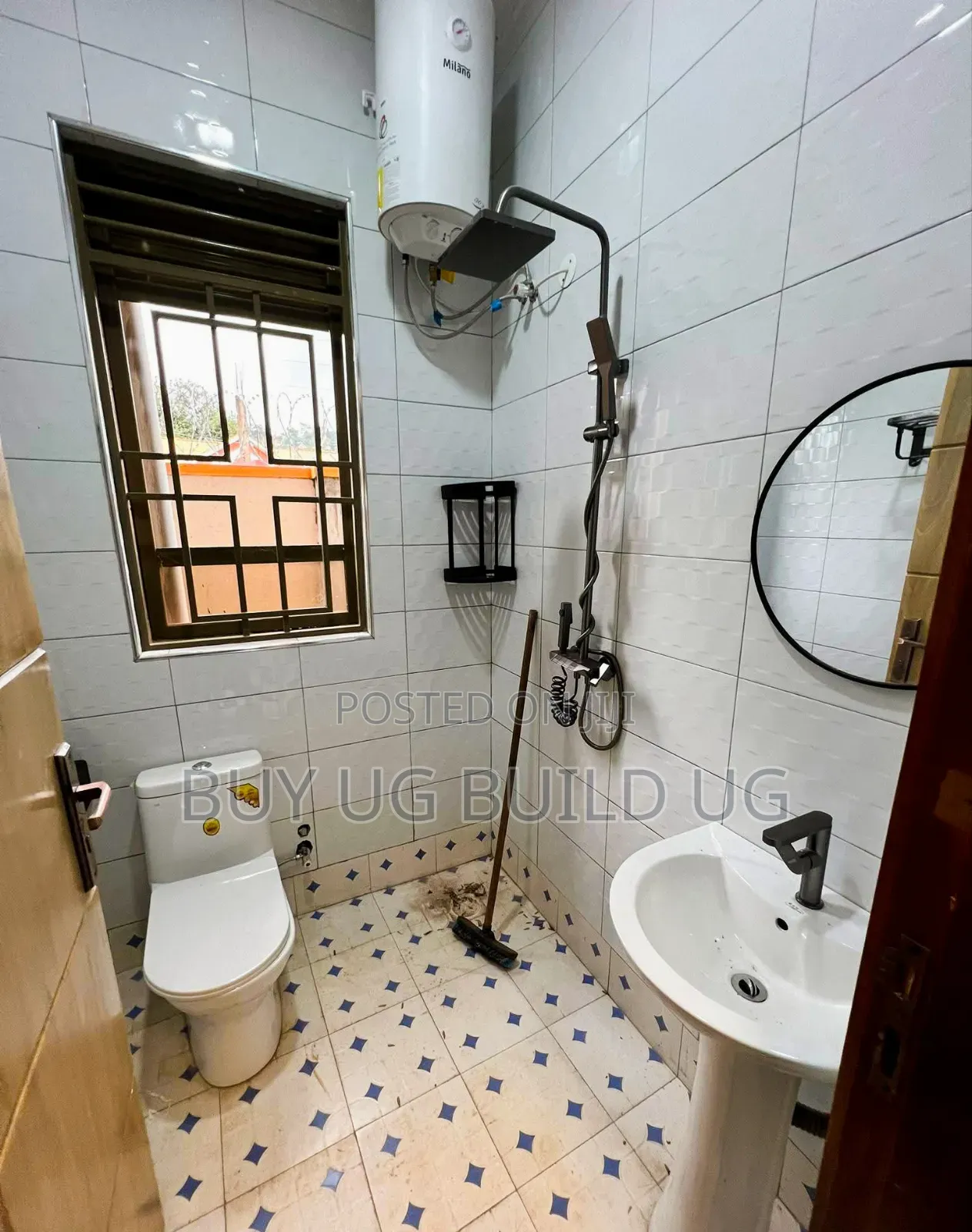 2bdrm House in Bweyogerer Town, Central Division for rent