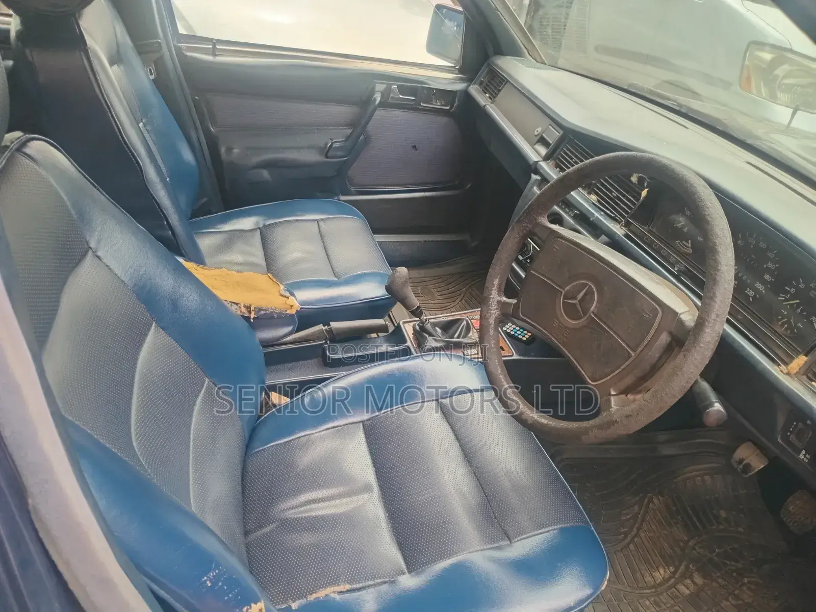 Mercedes-Benz 190E 1994 Blue