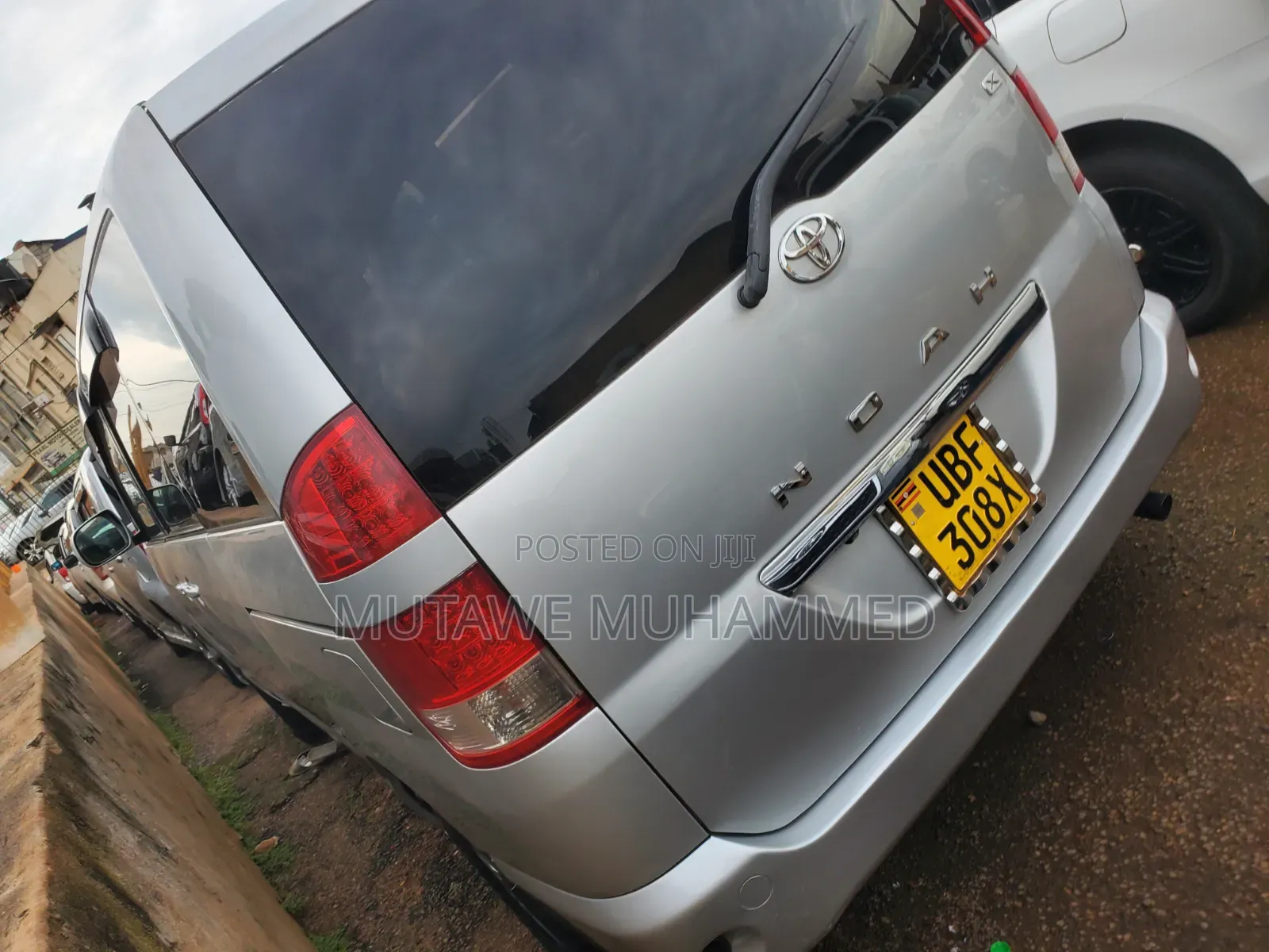 Toyota Noah 2007 Silver