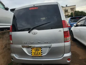 Toyota Noah 2007 Silver