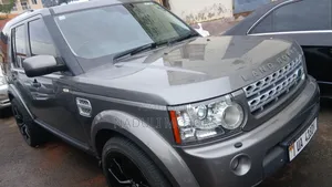 Land Rover Discovery 2012 Gray